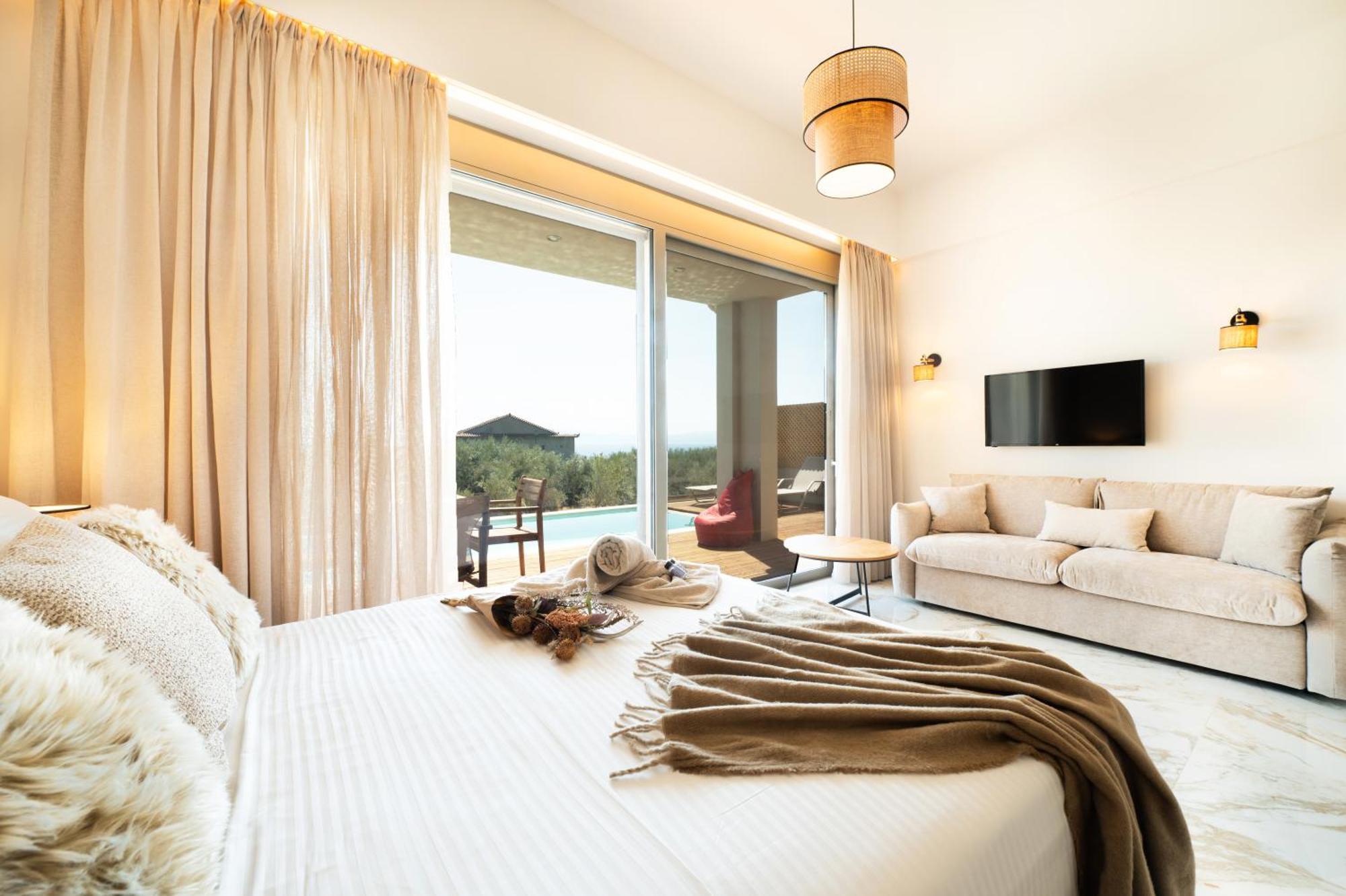 Petradi Suites Kalamata Bagian luar foto