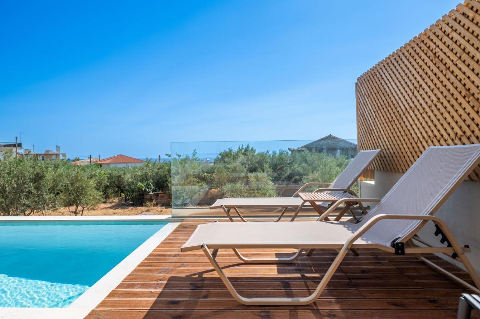 Petradi Suites Kalamata Bagian luar foto