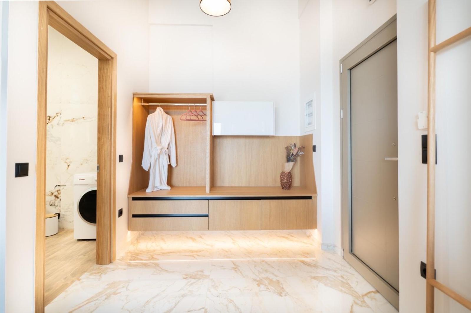Petradi Suites Kalamata Bagian luar foto