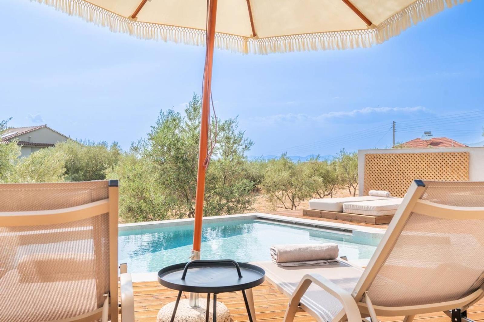 Petradi Suites Kalamata Bagian luar foto
