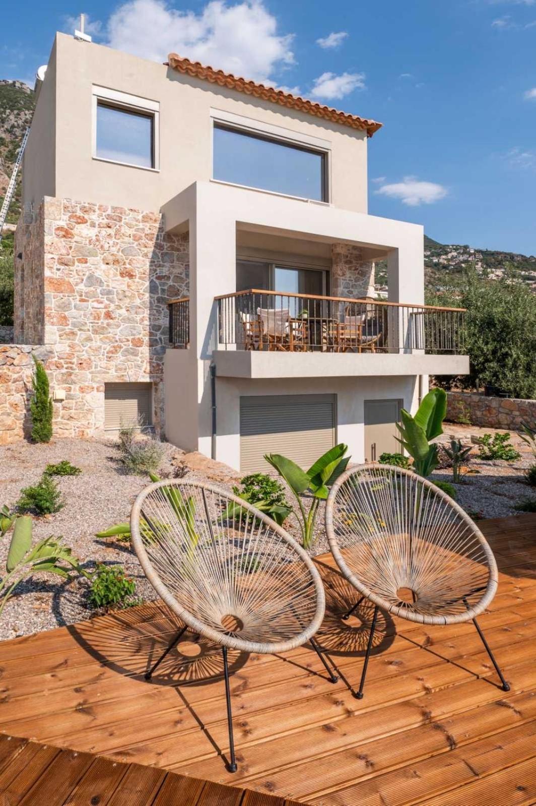 Petradi Suites Kalamata Bagian luar foto