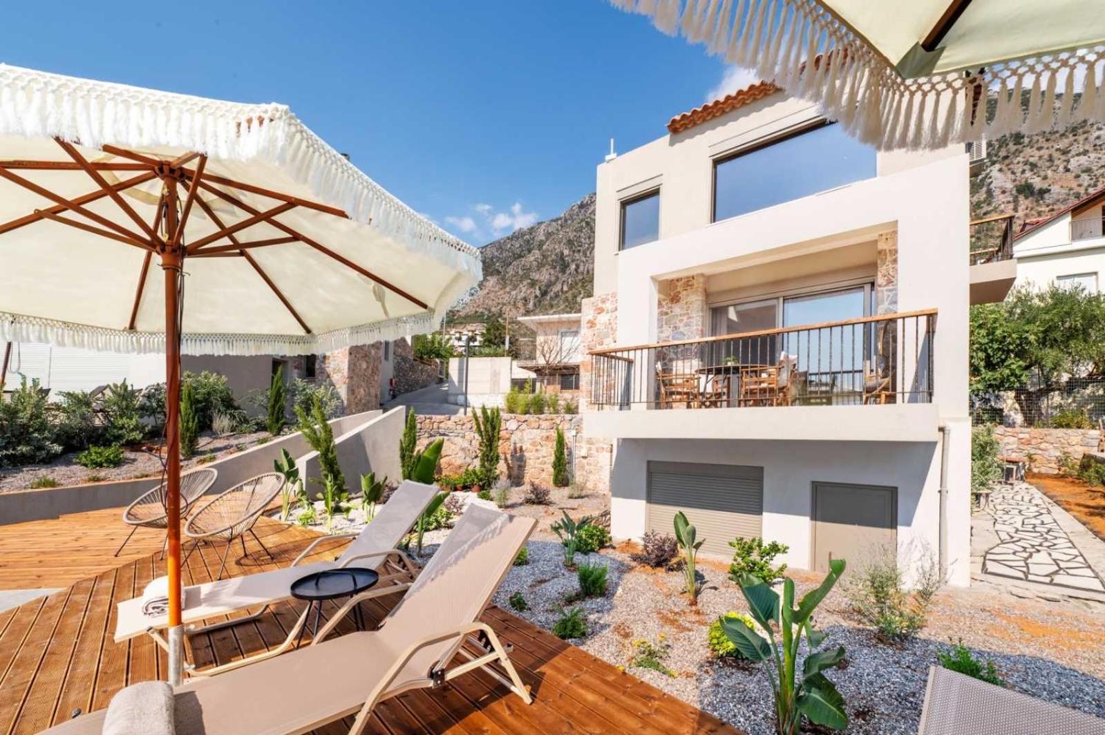 Petradi Suites Kalamata Bagian luar foto