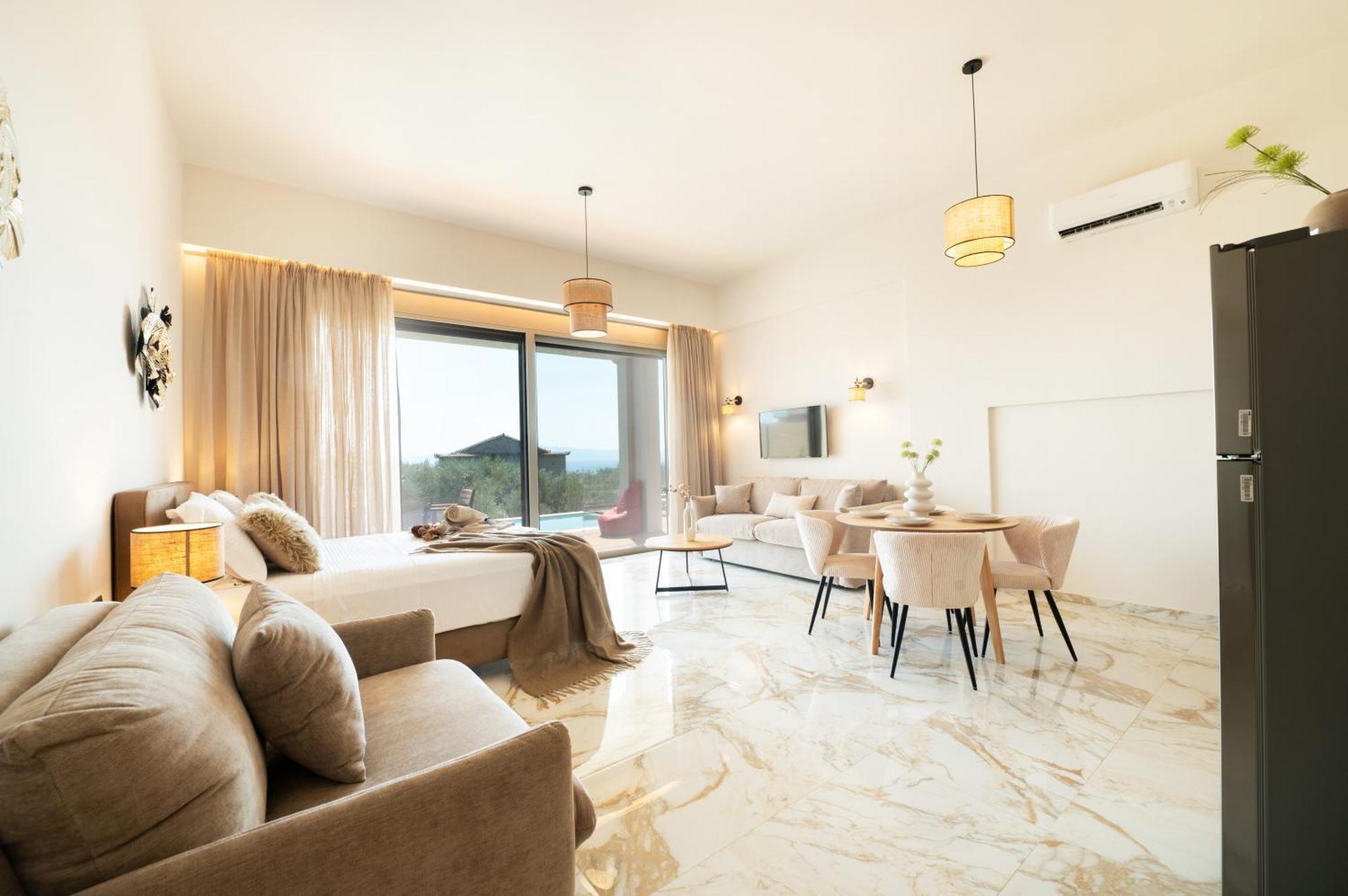 Petradi Suites Kalamata Bagian luar foto
